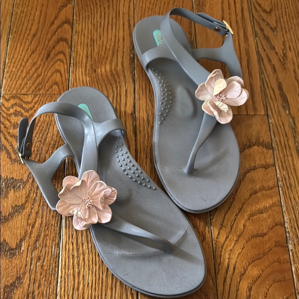 Oka.B Floral Women's Sandals